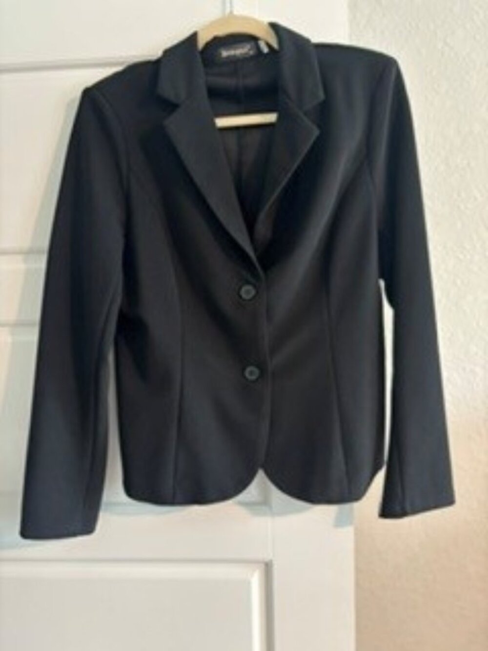 Allegra K Black Two-Button Blazer – Size Medium